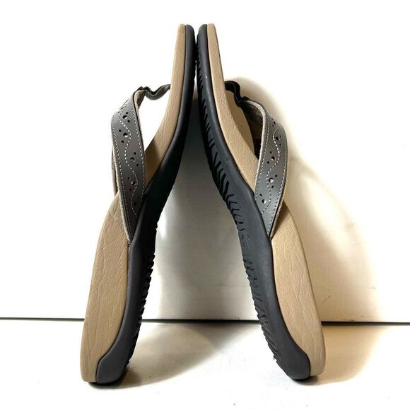 Vionic Gray Faux Leather Thong Summer Sandals Women's 11 Comfort Casual "Aliza" - Picture 5 of 9